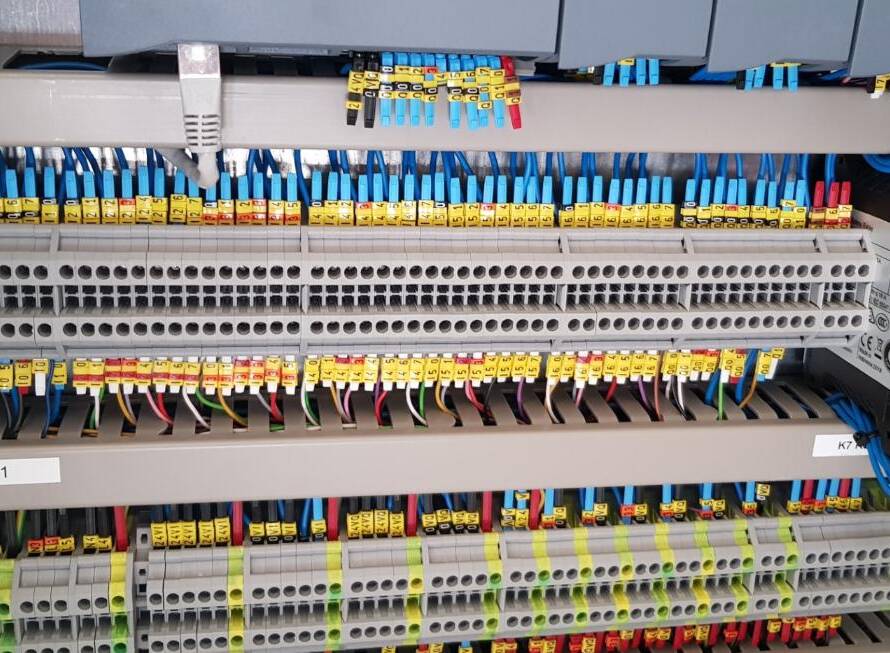 Asamblare consola centrala spate LJC/ Renault Arkana